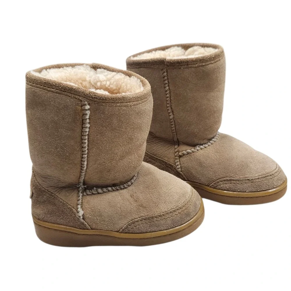 Minnetonka Moccasin Winter Boots Tan‎ Suede Shearling Lined Kids Size 9 Unisex